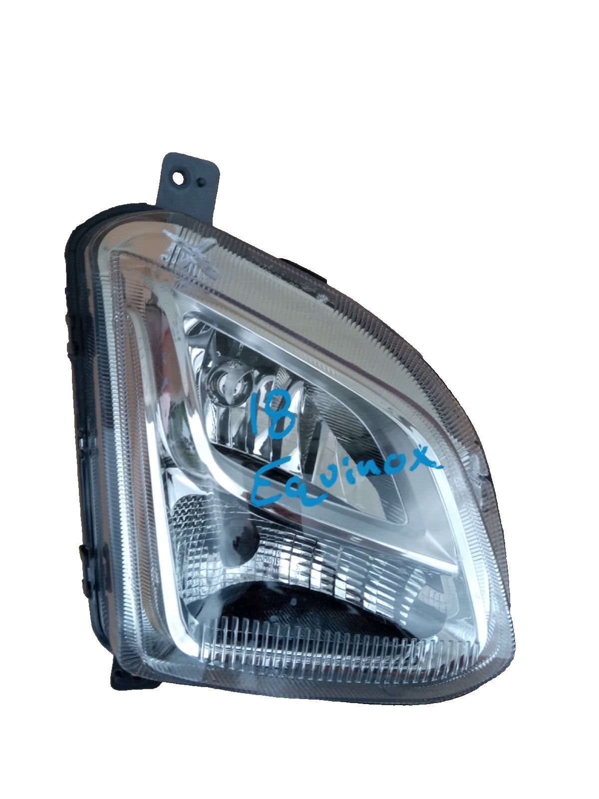 OEM 2018 - 2021 Chevy Equinox 2 Bulb Halogen Passenger Fog Light 84226250