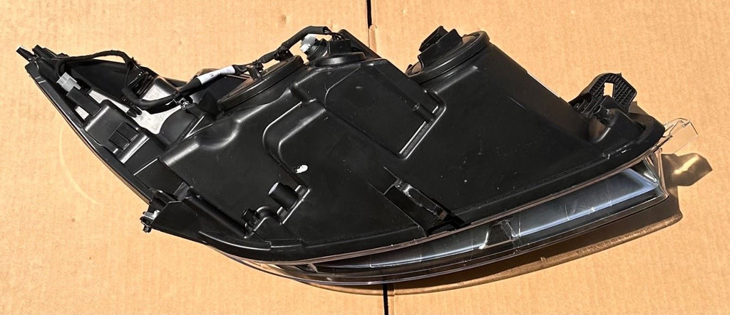 OEM Headlight Assembly Driver Side fits 2011-2016 Buick Regal 22794767