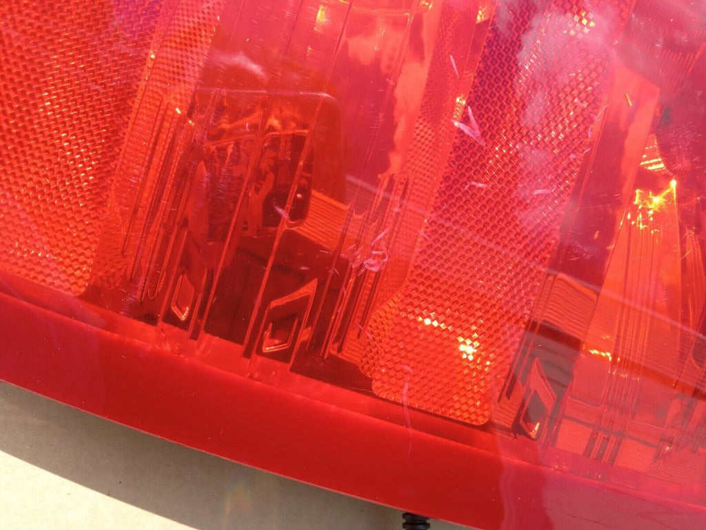 OEM Tail Light for 2007-2013 Chevrolet Silverado 1500 Drivers Side 25958482