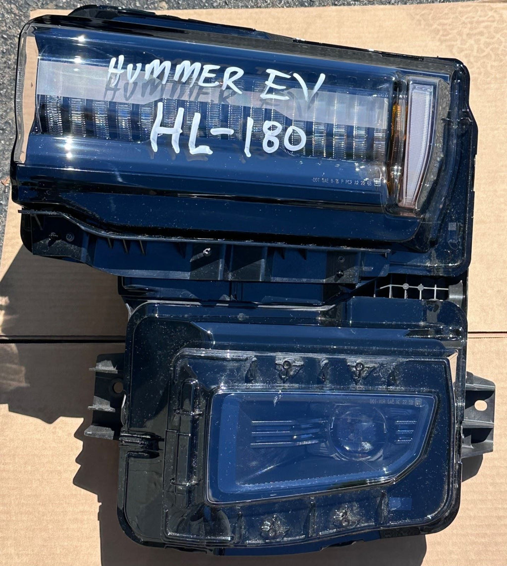 OEM | Headlight Assembly Driver Side 23 - 25 Hummer EV EV Pick Up GM 85645966