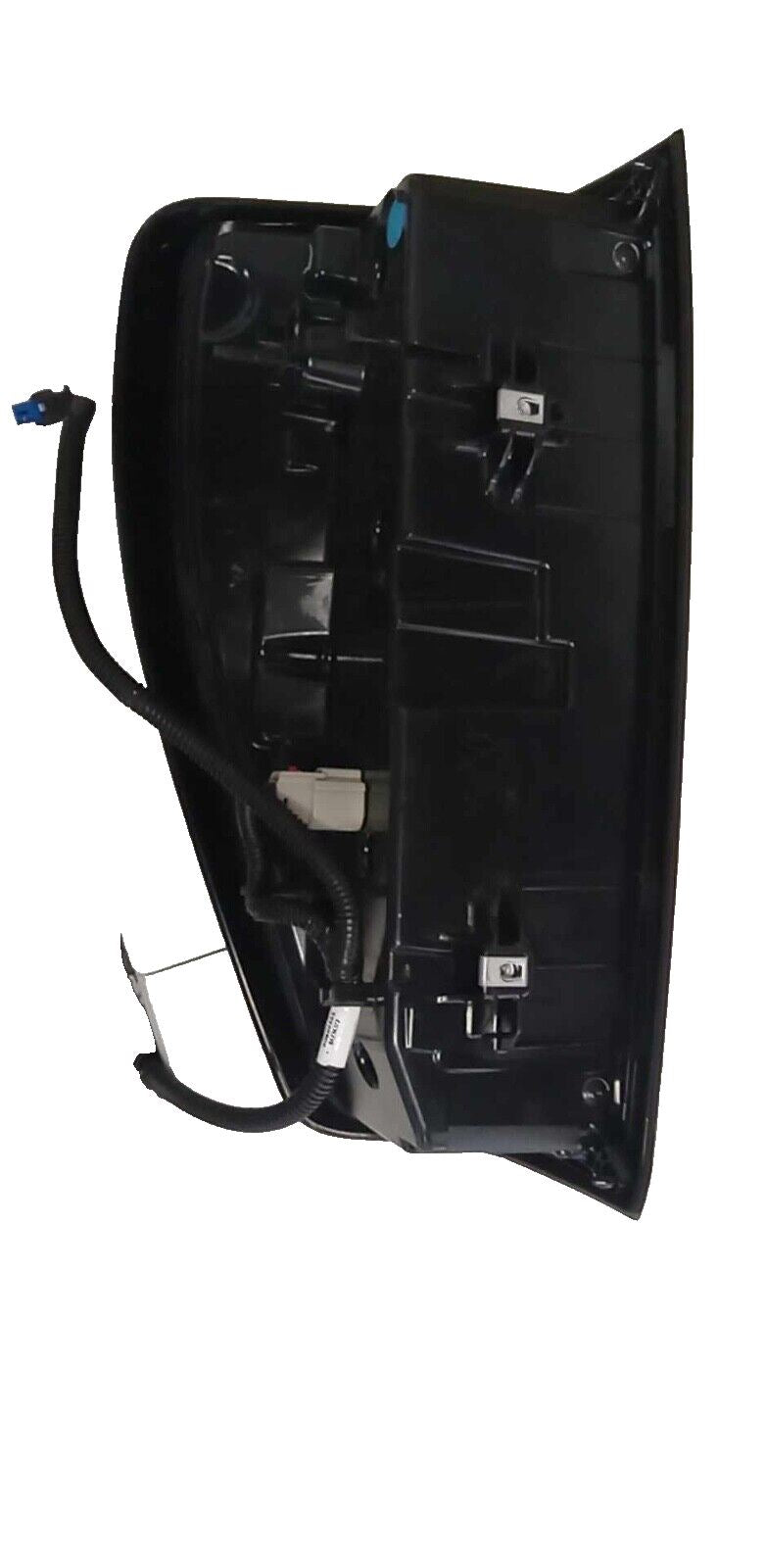 OEM 2019-2023 GMC Sierra Denali 1500 Passenger Side Tail Light 84565922