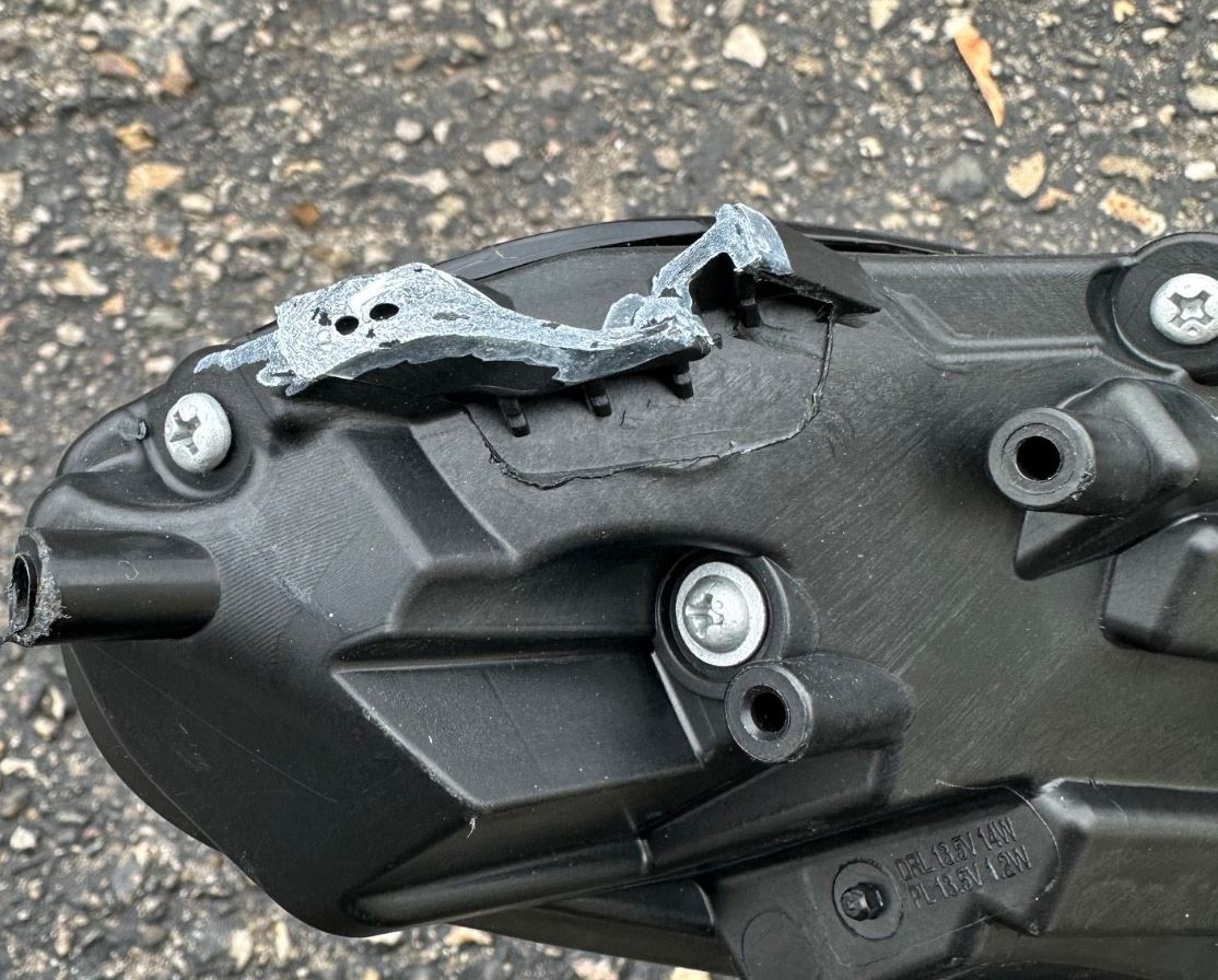 OEM | HeadLight Assembly Driver Side Fits 2018-2019 XTS GM 84469439