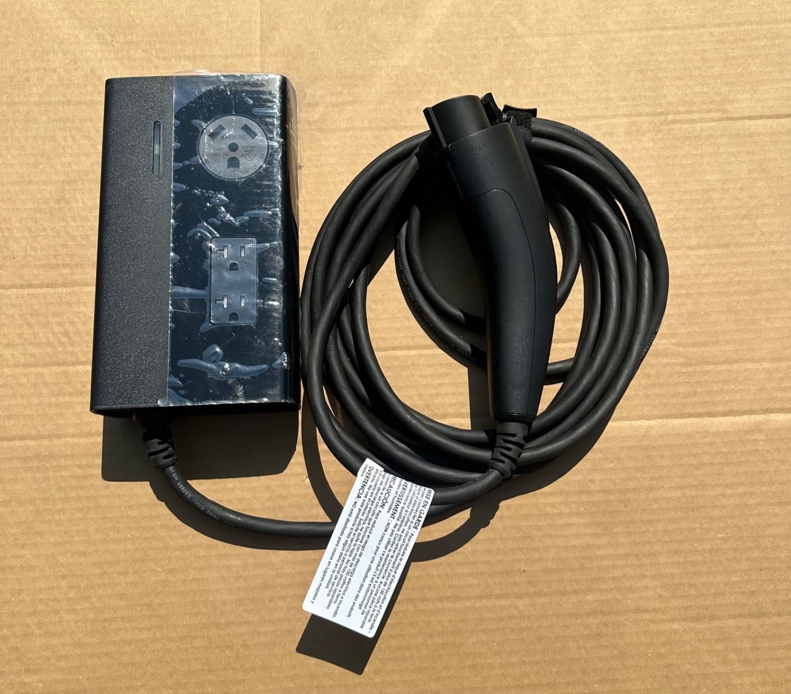 GM Power Bar Vehicle-to-Load V2L adapter EV Charger