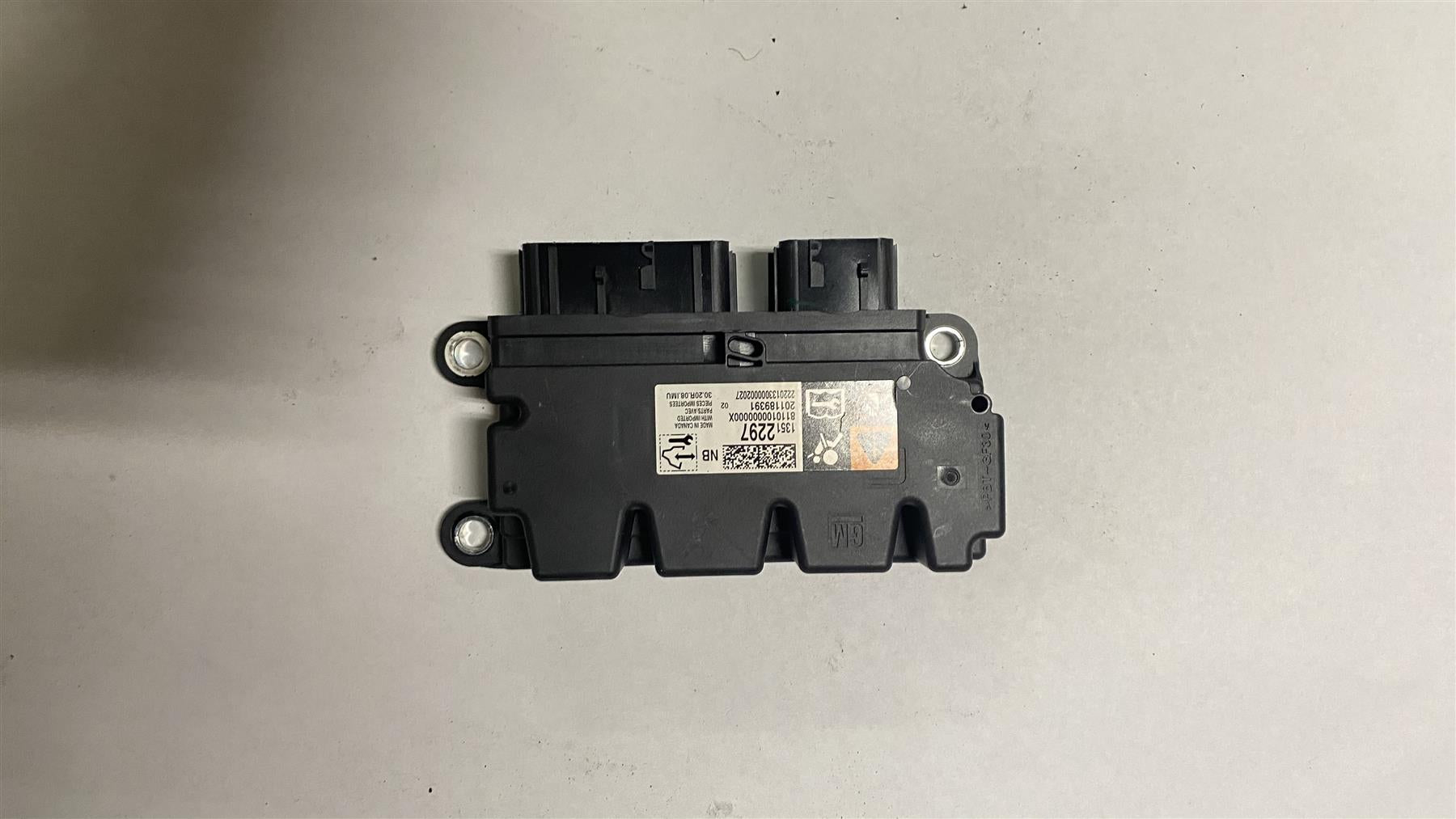 Genuine GM Airbag Sensing Diagnostic Module 13512297 ATS CTS XTS Impala Cascada