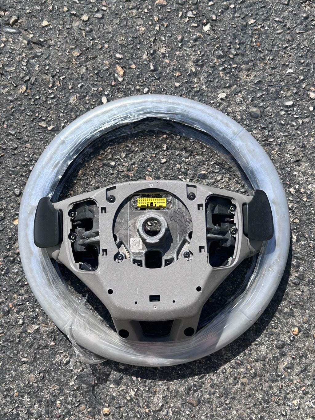 OEM | Steering Wheel fits 2022 Cadillac Escalade and Escalade ESV 85105230