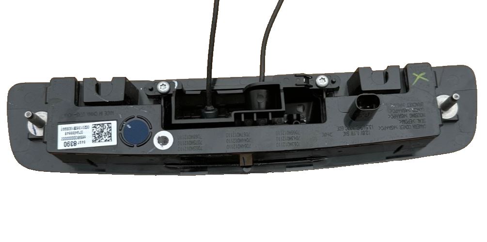 OEM | Rear License Plate Lamp Fits 2021-2023 Escalade GM 84978390