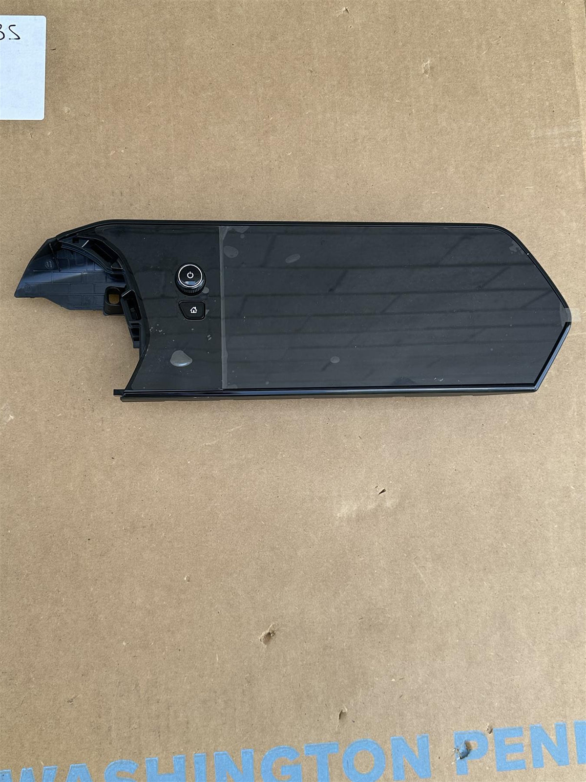 Genuine GM 42861798 8-Inch Radio Display Screen 2024-2026 Chevy Trax