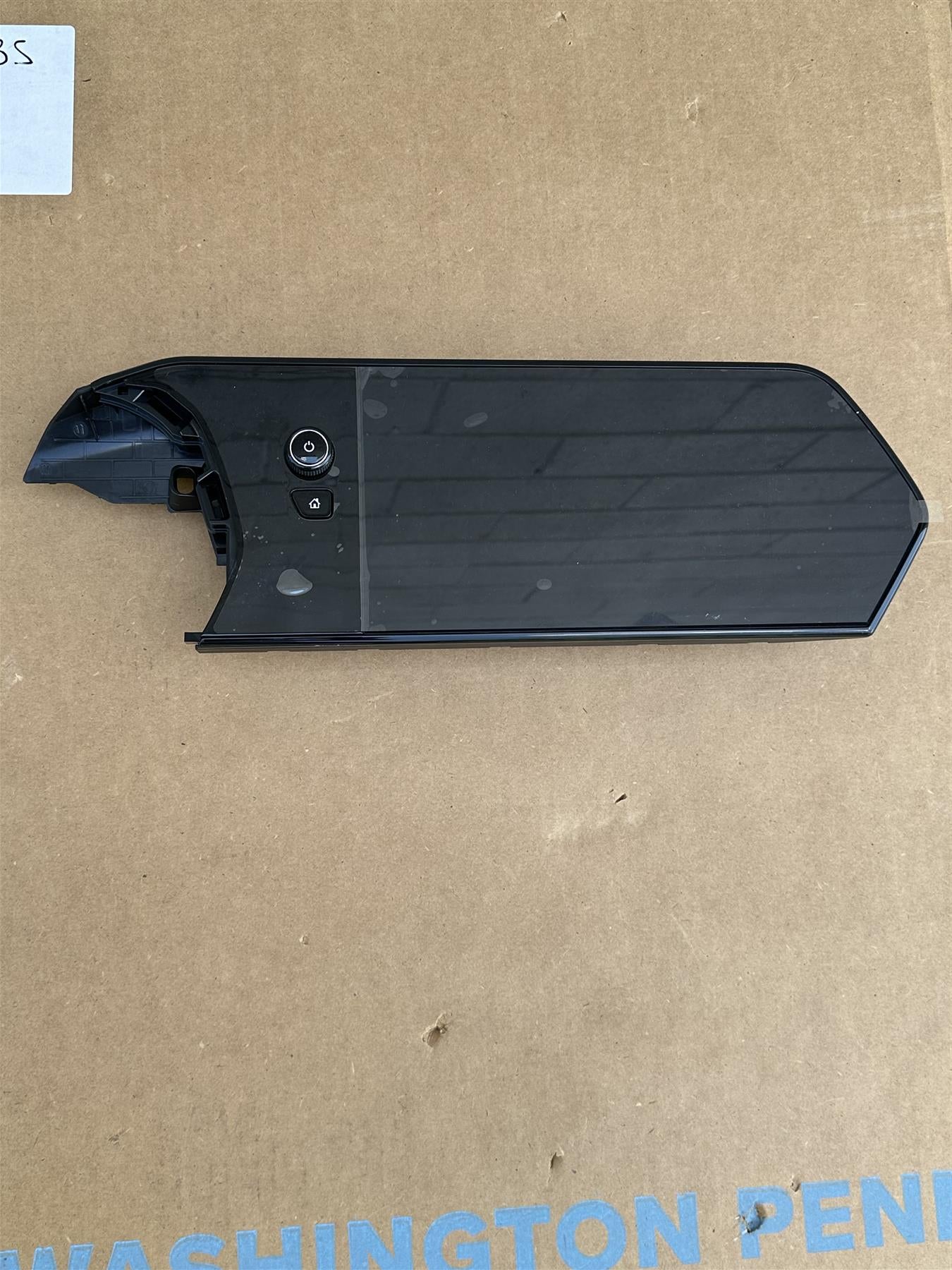 Genuine GM 42861798 8-Inch Radio Display Screen 2024-2026 Chevy Trax