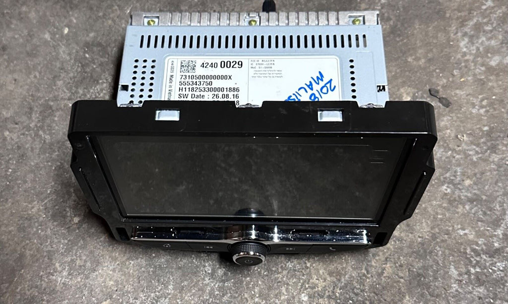 OEM | Radio Touch Screen Multi Media 2016 - 2018 Cruze Malibu 42400029 Blemished