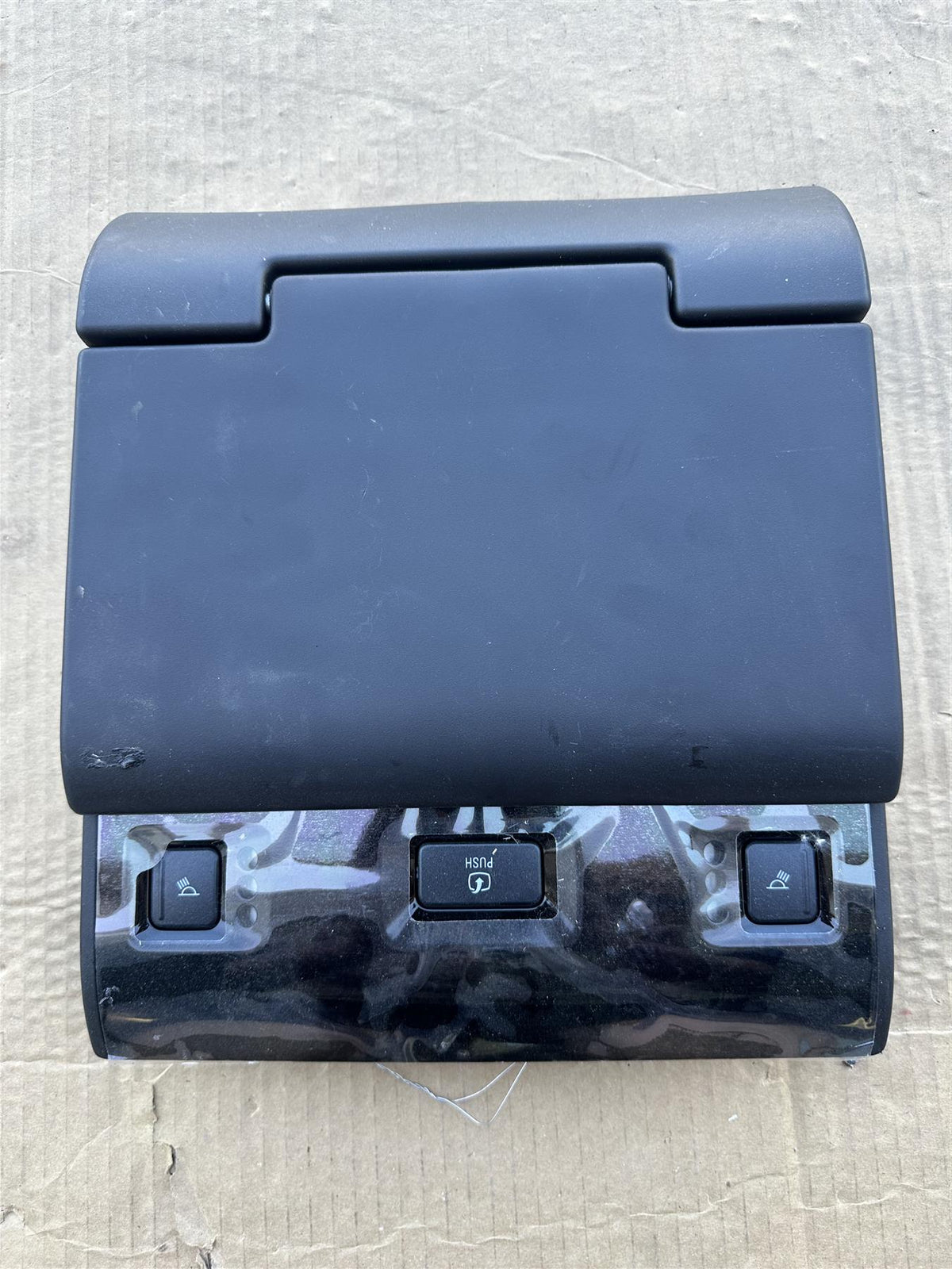 Genuine GM 84539504 3rd Row Overhead DVD Display Jet Black OEM