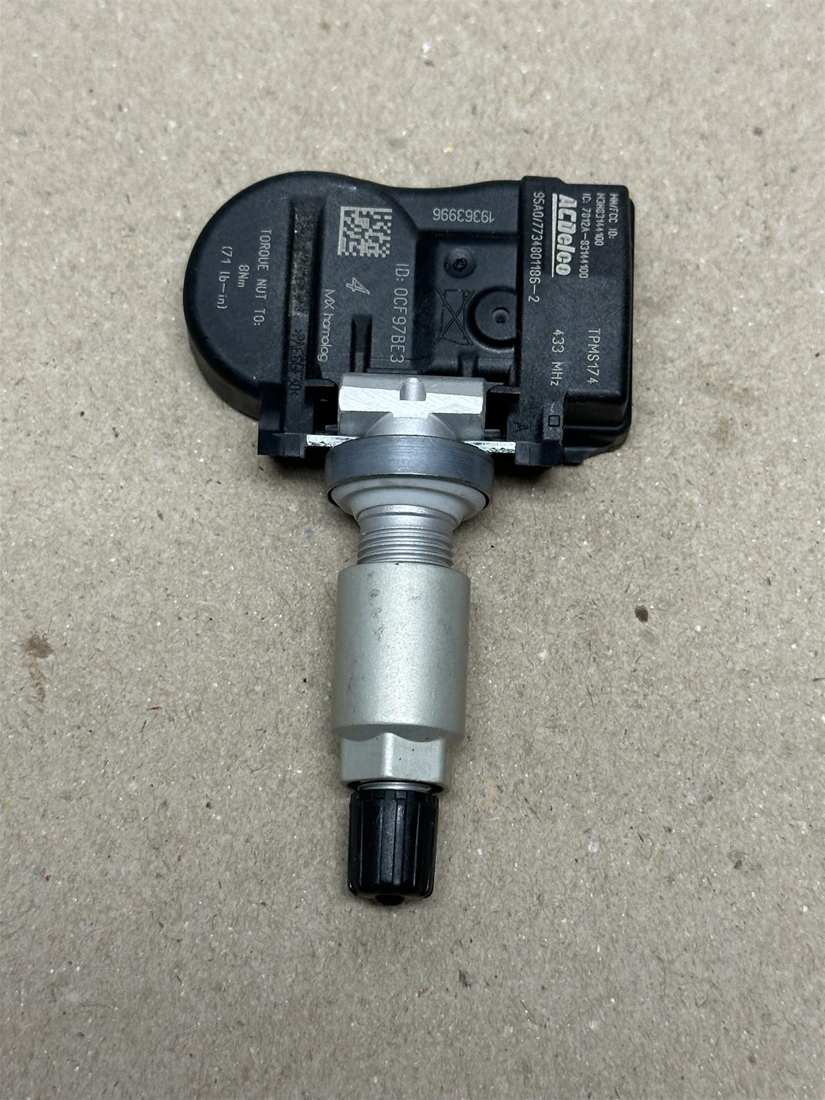 OEM GM Tire Pressure Monitor Sensor 19363996 Genuine Factory TPMS Valve