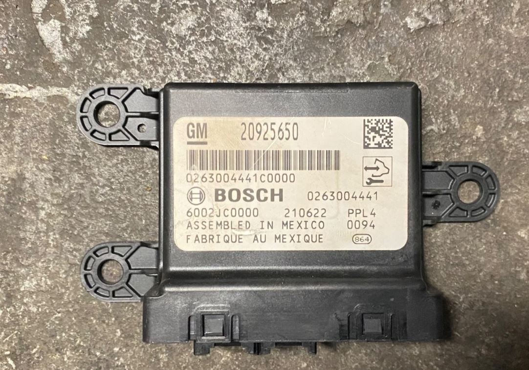 OEM | Parking Assist Module Fits 2010-2015 Camaro GM 20925650