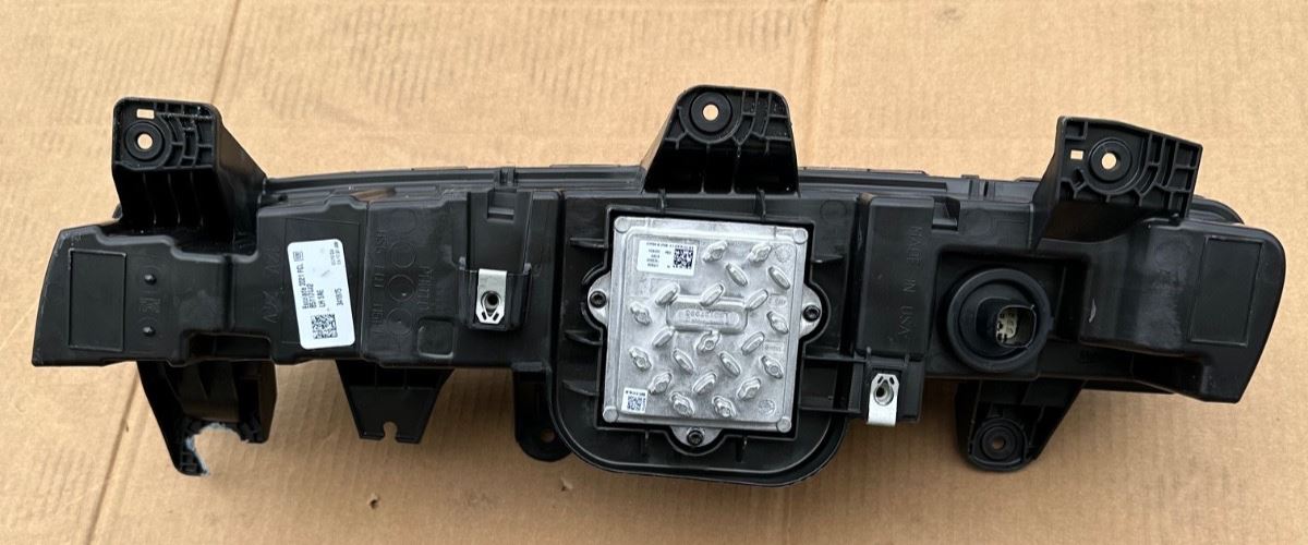 OEM | Daytime Running Lamp Driver Side Fits 2021-2024 Escalade GM 85117442