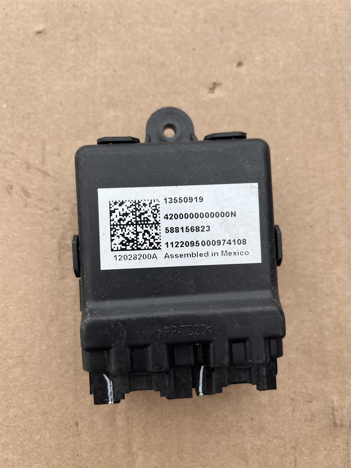 OEM GM 13550919 Front Seat Heater Ventilation Control Module