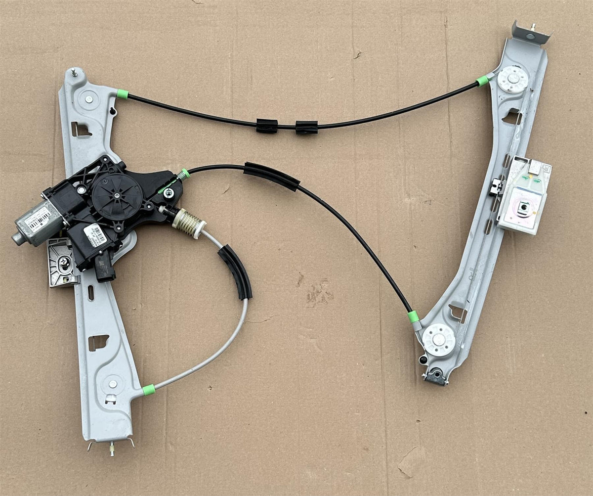 Genuine GM 86567402 Front Right Window Regulator Chevrolet Camaro