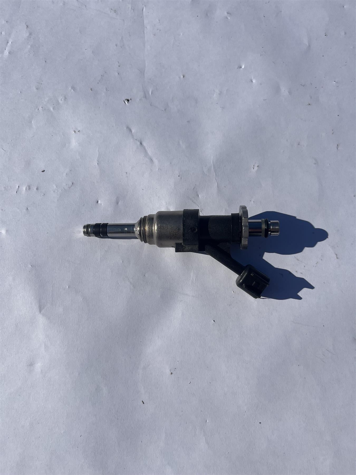 Genuine GM Fuel Injector 12709470 OEM 6.2L 6.6L Chevrolet GMC Cadillac