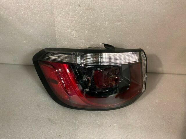 2017-18 Jeep Compass 2.4L Left Tail Light 55112839AC