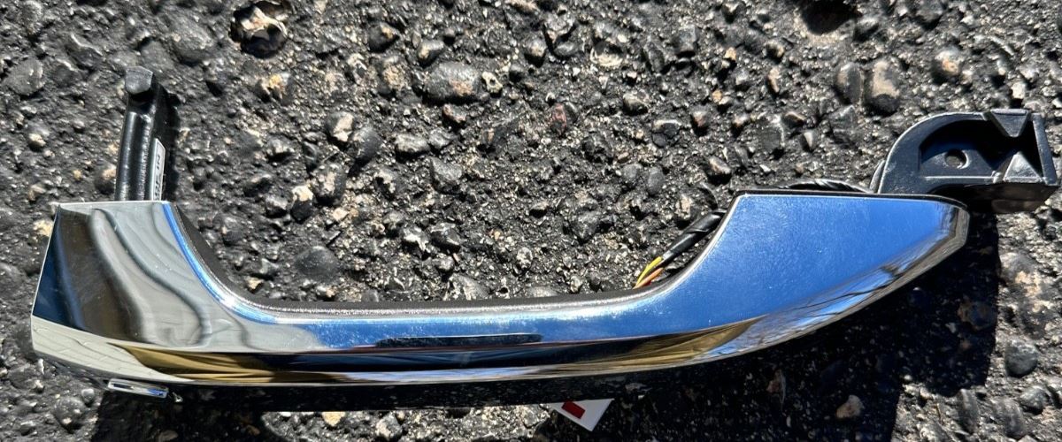 OEM | Door Handle Front Fit 2019-2024 Silverado Sierra 1500, 2500, 3500 94003390
