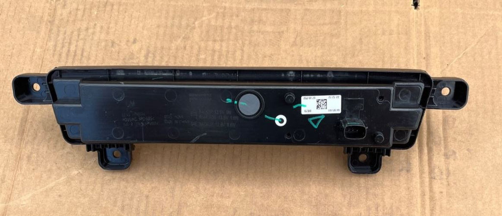 Genuine OEM | Taillight REVERSE LIGHT For 2020 XT5 84385141