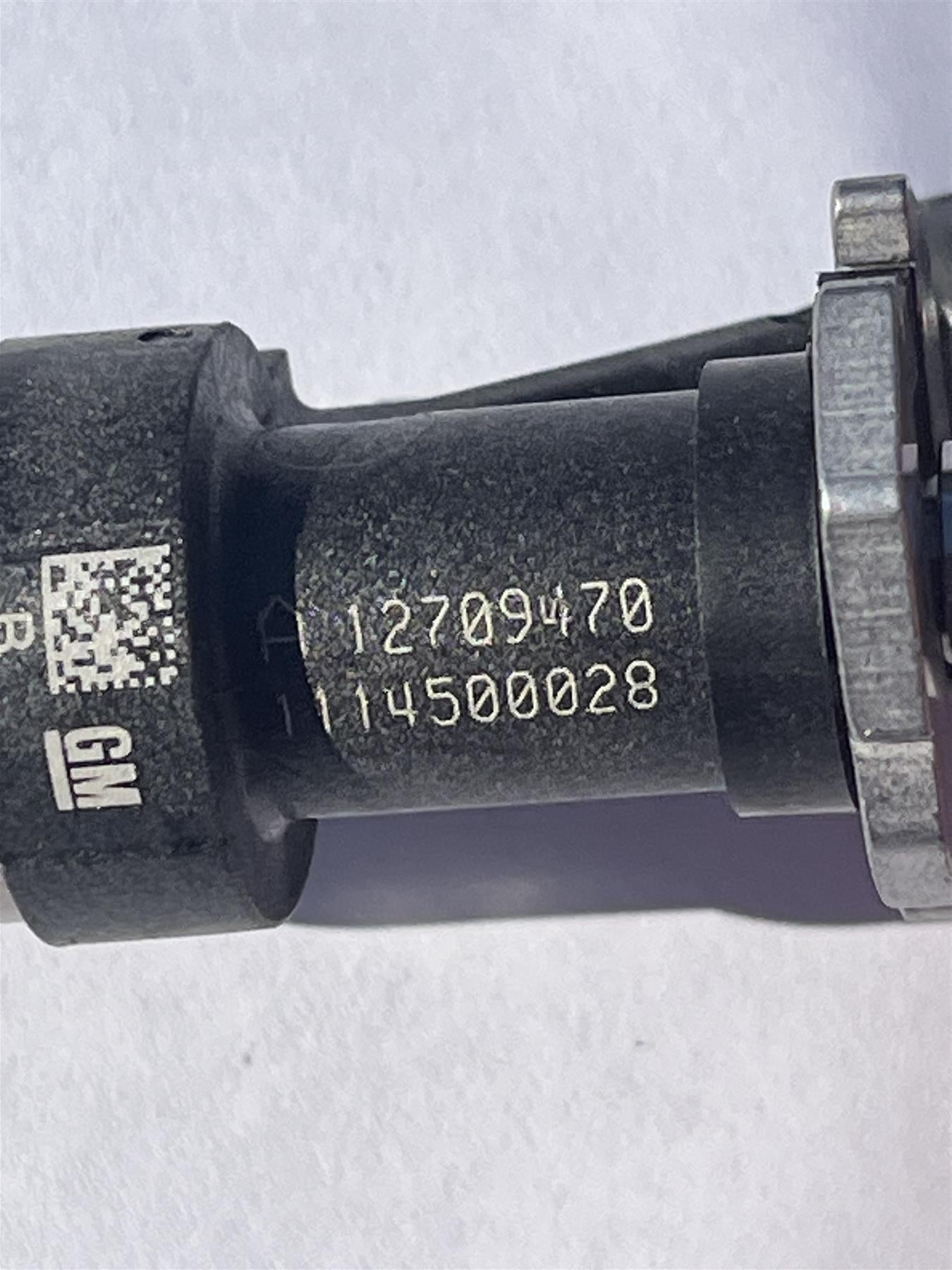 Genuine GM Fuel Injector 12709470 OEM 6.2L 6.6L Chevrolet GMC Cadillac