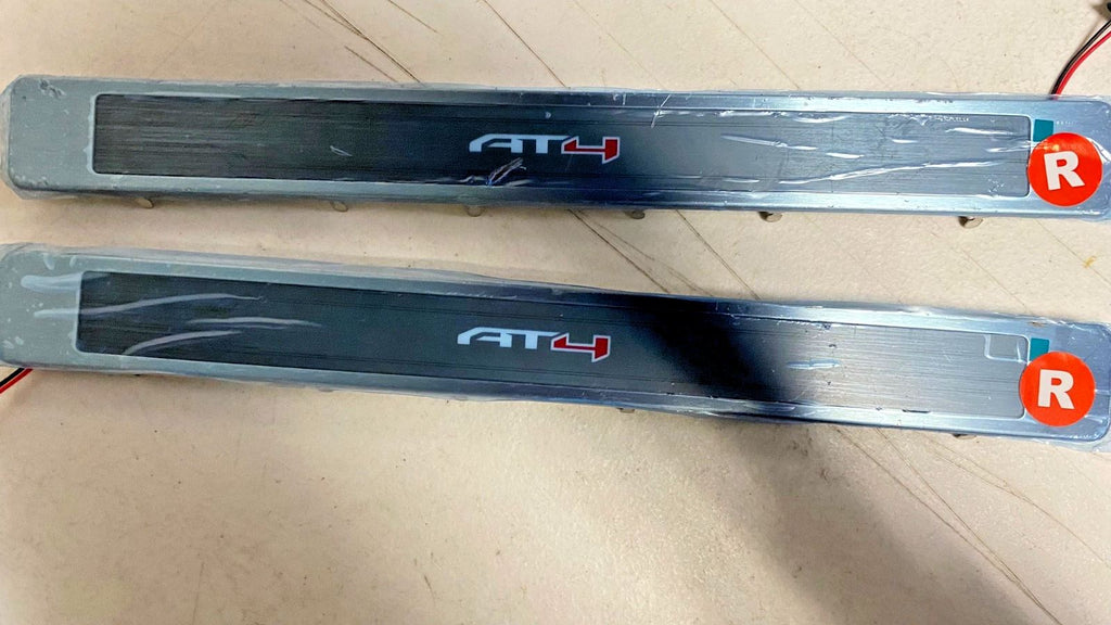 OEM | Door Still Plates Illuminated Fits 2025 Yukon XL GM 84998249