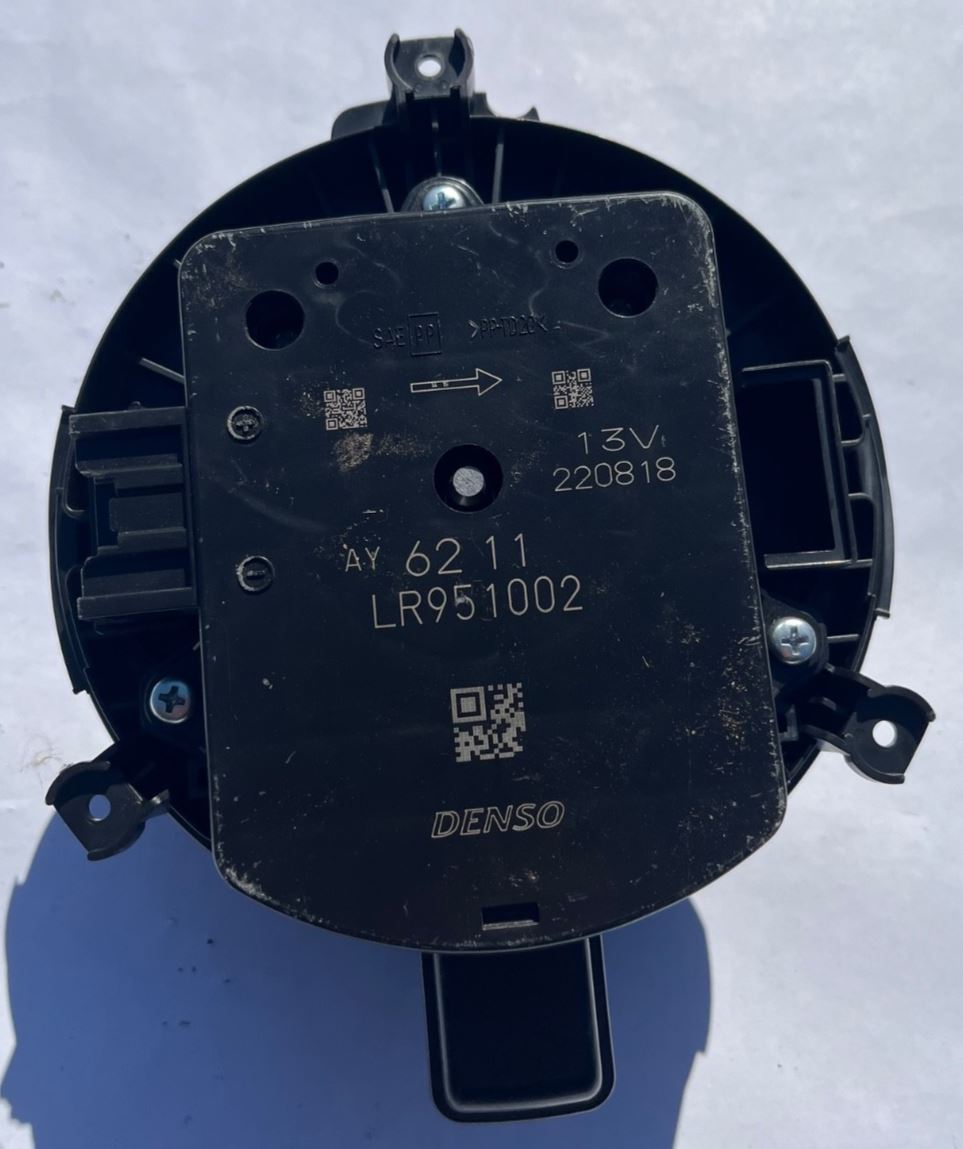 New OEM GM Blower Motor 2016-19 Cruze Volt 2017-19 Acadia 2016-19 Volt 84541461