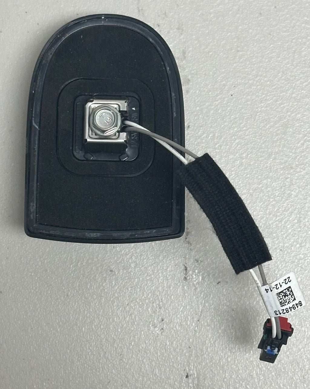 OEM | Genuine GM Roof Lamp Case of 10 84948213 Fits Sierra Silverado 2020 - 2025