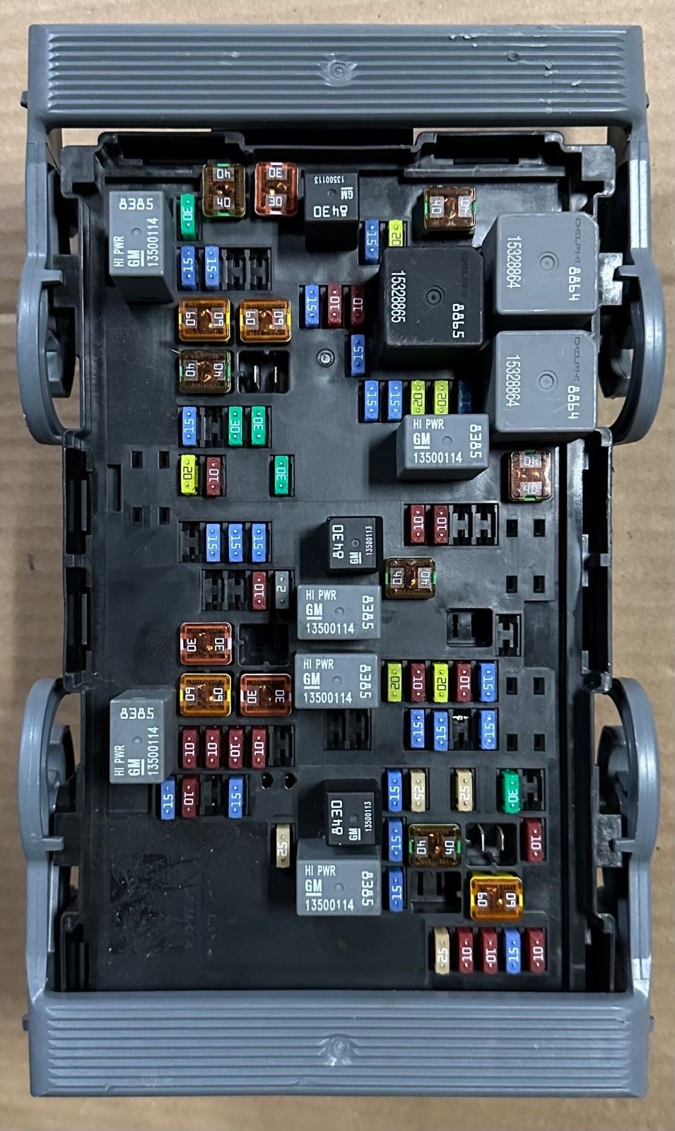 OEM | Pickup Engine Fuse Box Fits 2008-2009 Escalade Damaged GM 19210438