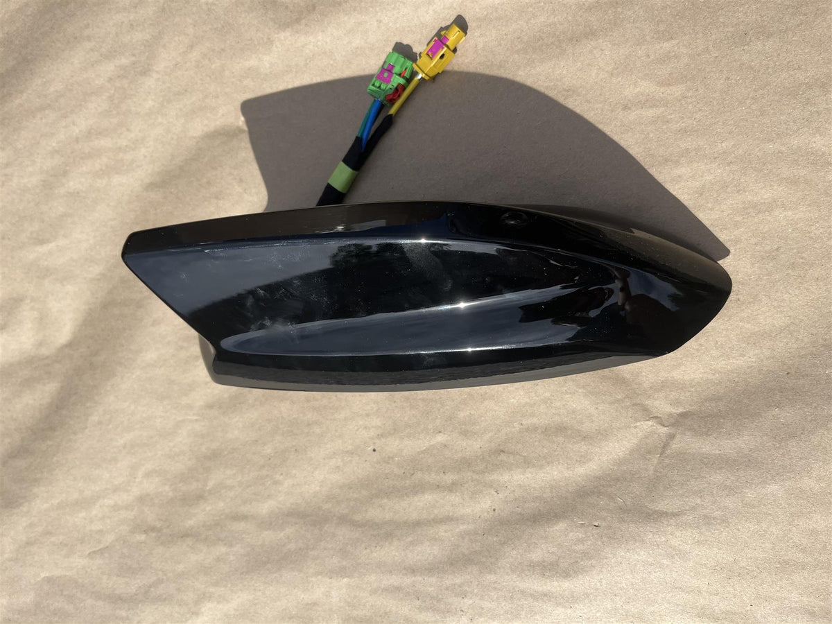 Genuine GM Roof Antenna Control Module 85089963 - OEM GPS/OnStar Module