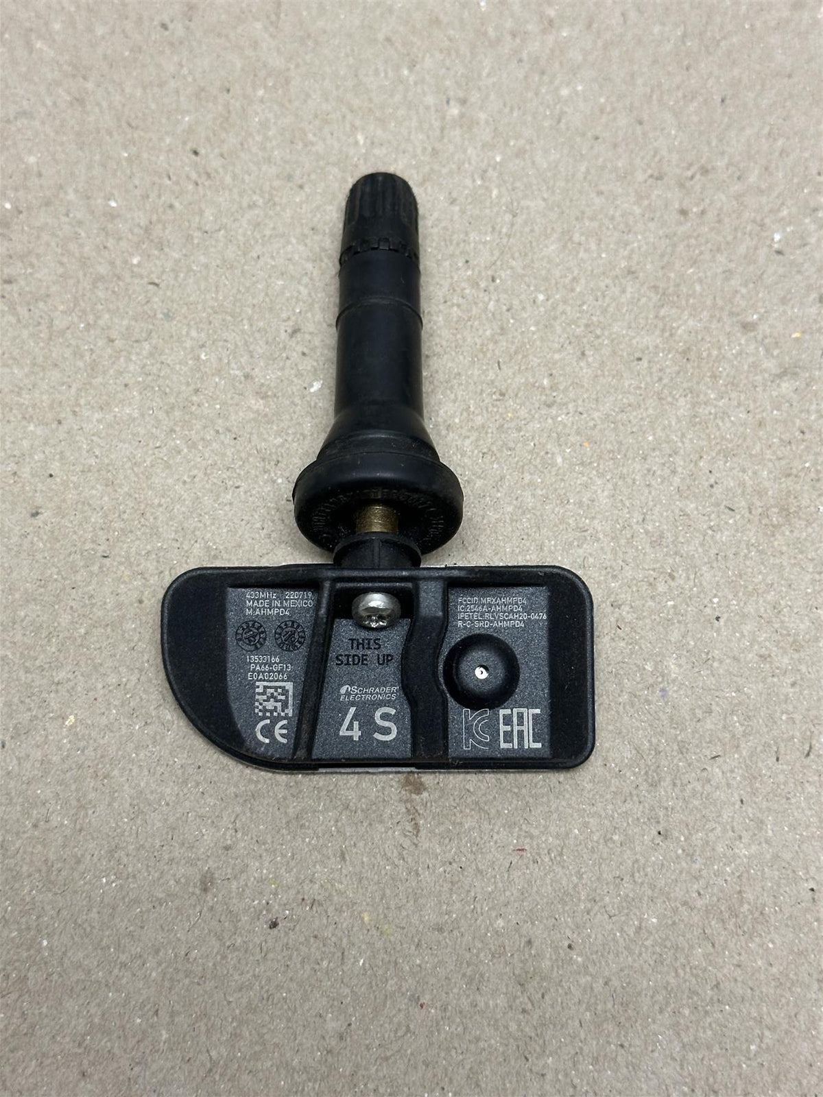 OEM GM Tire Pressure Monitor Sensor 13533166 Genuine Factory TPMS Valve