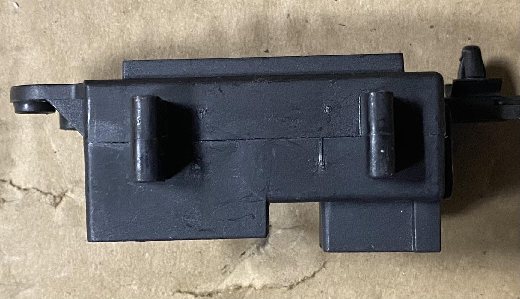 Genuine GM 22849895 Seat Heater Control Module