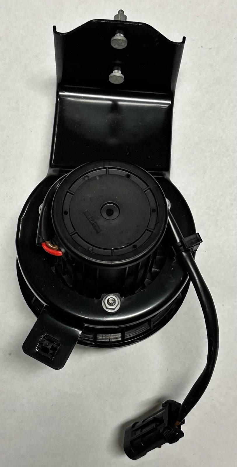 GM 15928252 Secondary Air Injection Smog Pump with Bracket | Colorado Canyon H3