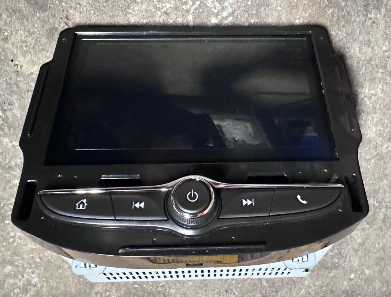 OEM | Radio Touch Screen Multi Media 2016 - 2018 Cruze Malibu 42400029 Blemished