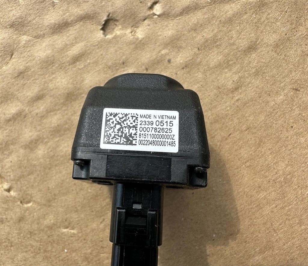 Genuine GM 23390515 Rearview Driver Information Camera OEM