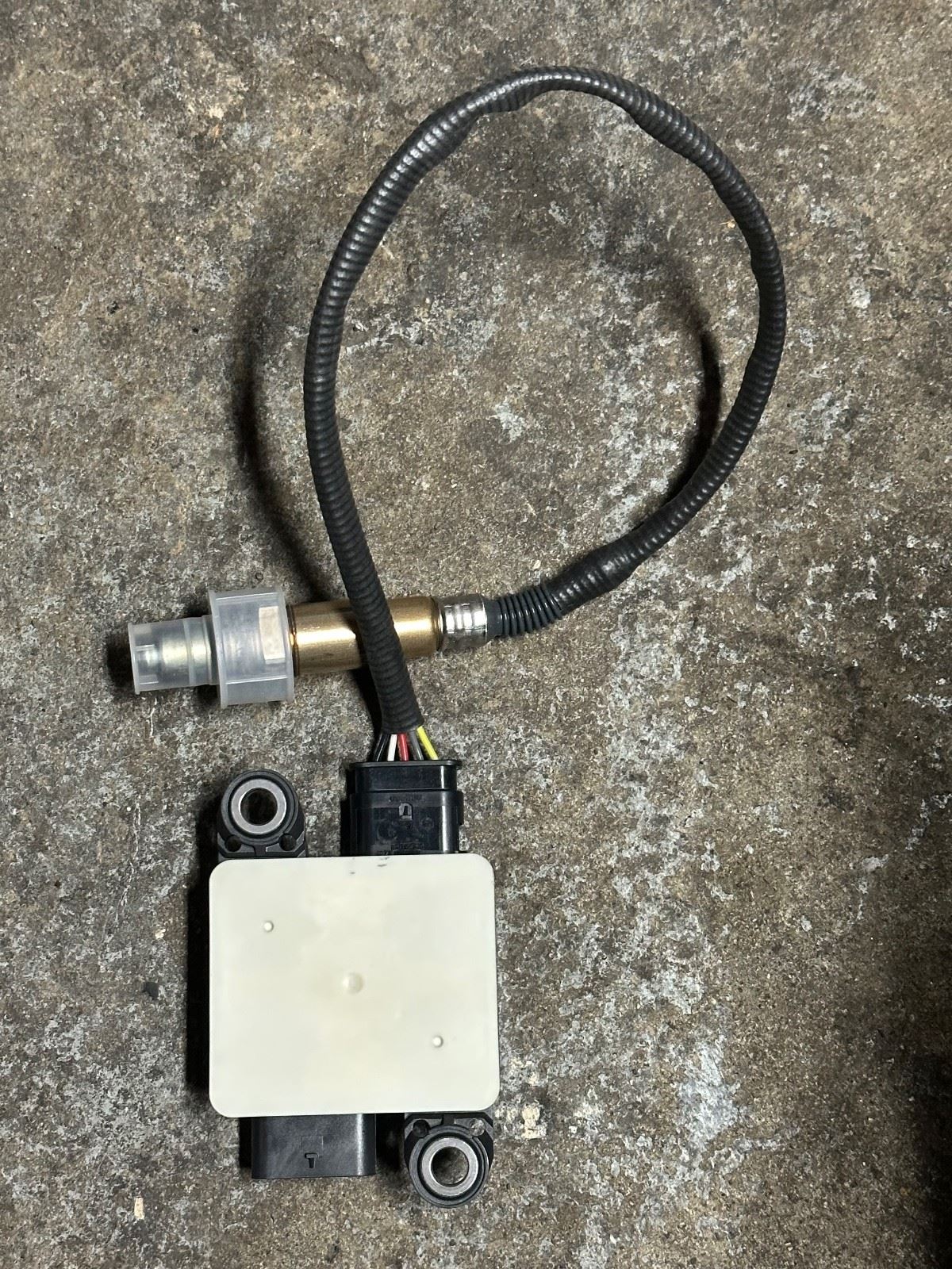 OEM Exhaust Particulate Sensor fits 2.8L Diesel 16 - 19 Colorado Canyon 55502921