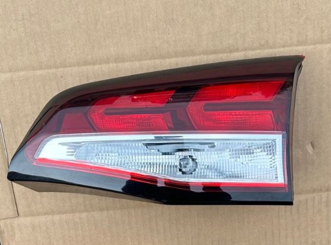 OEM | Tail Light Passenger Side Fits 2022-2024 Equinox GM 85132590