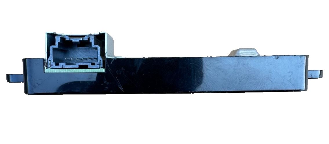 OEM | Wireless Charging Module Fits Most GM Vehicles 13521066