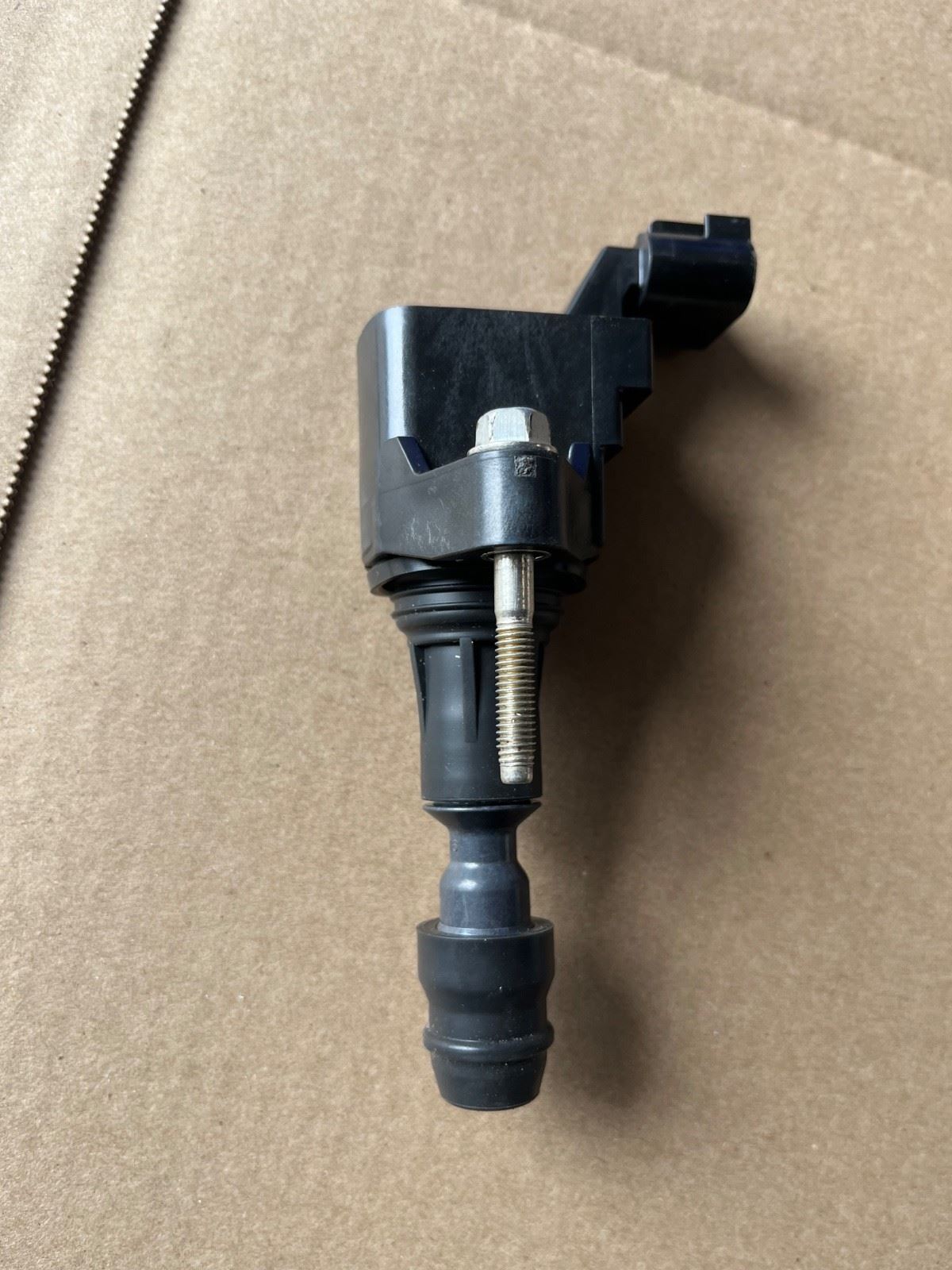 New Genuine GM ACDelco Ignition Coil D522C 12638824 Chevy Equinox Malibu Terrain