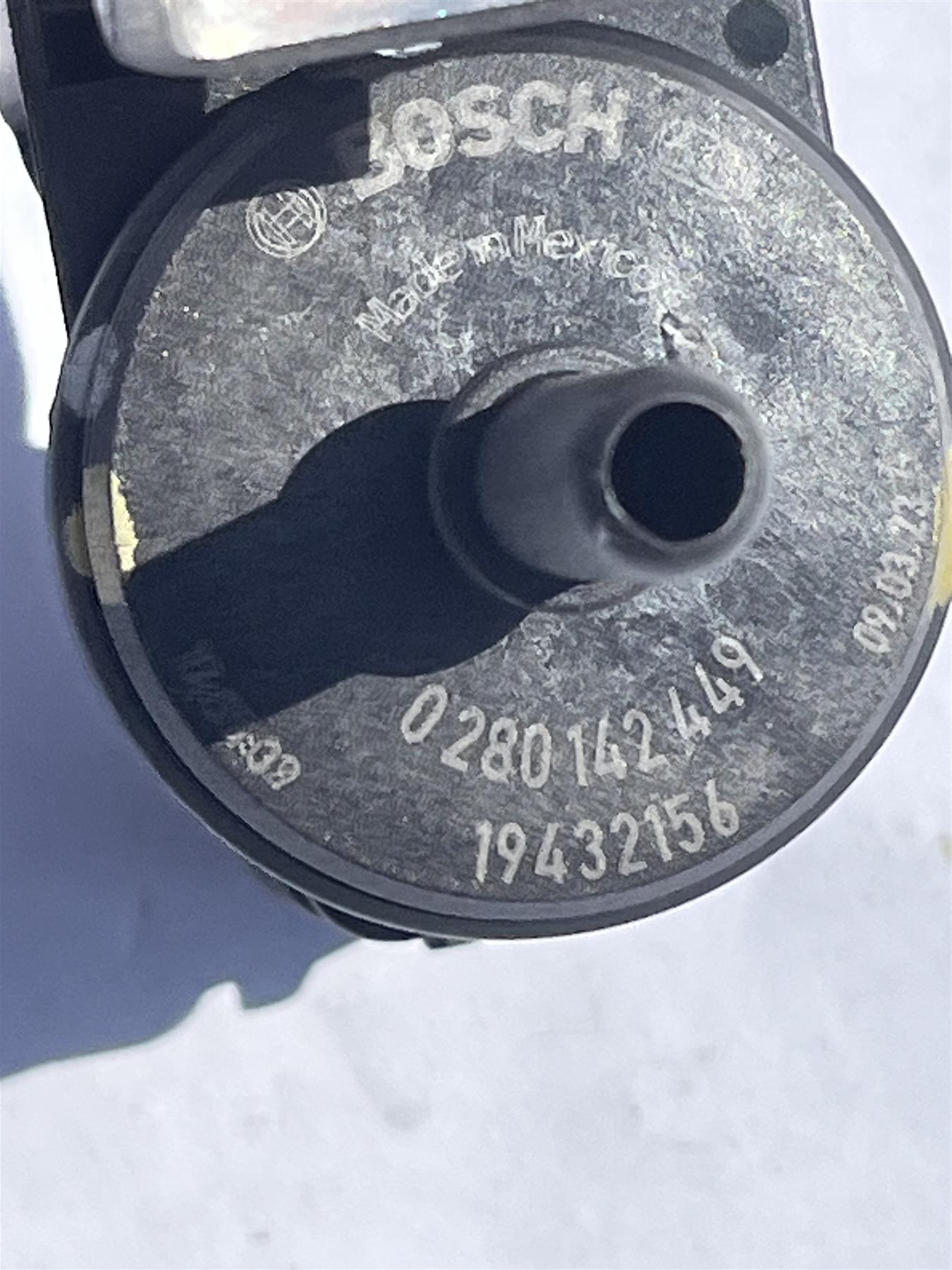 Genuine GM Vapor Canister Purge Solenoid Valve 19435149 - OEM EVAP Purge Valve