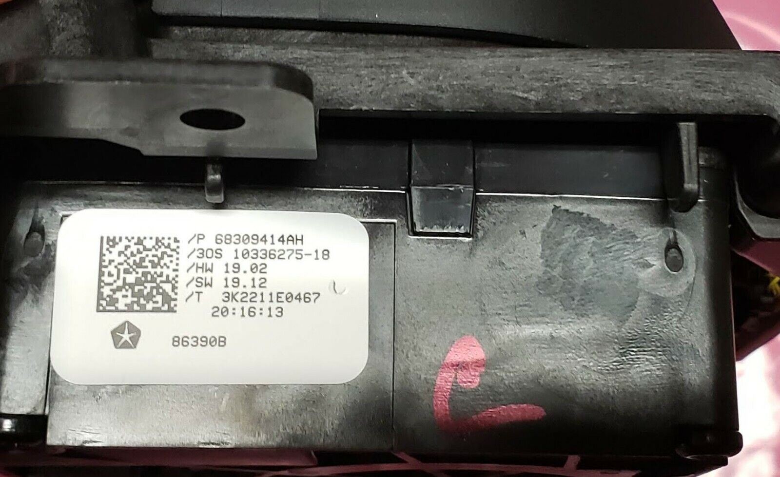 New OEM Transmission Shifter 68309414AH Fits 2019-20 Ram 1500 Vehicles