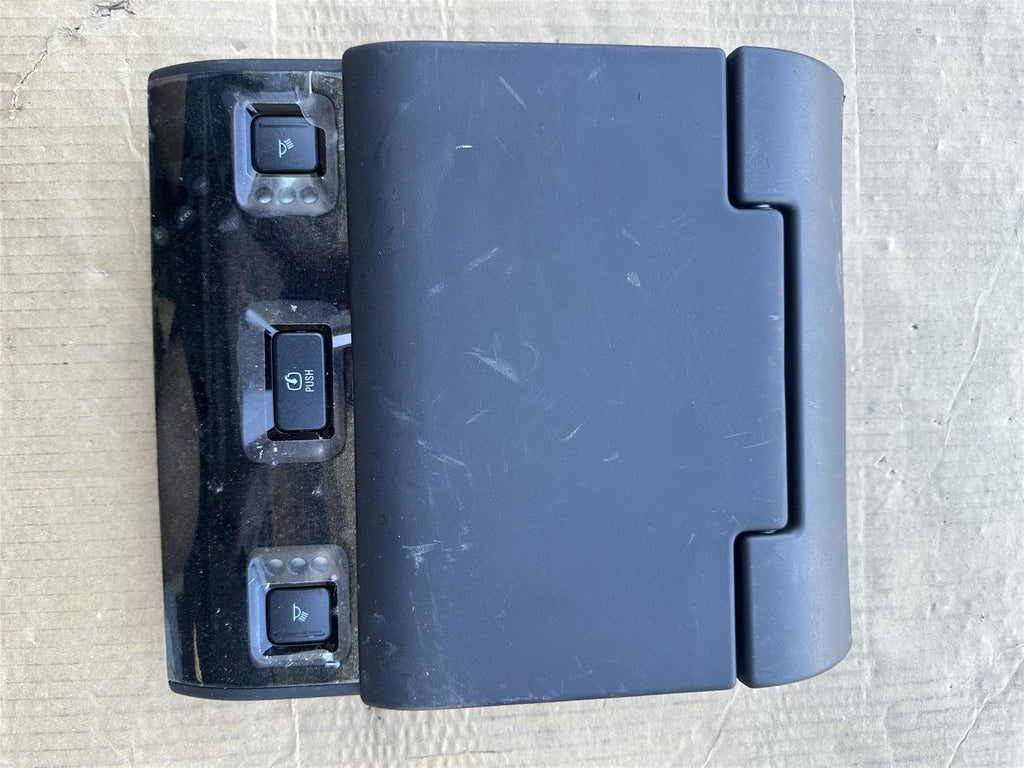 Genuine GM 84416466 2nd Row Overhead DVD Display Jet Black OEM