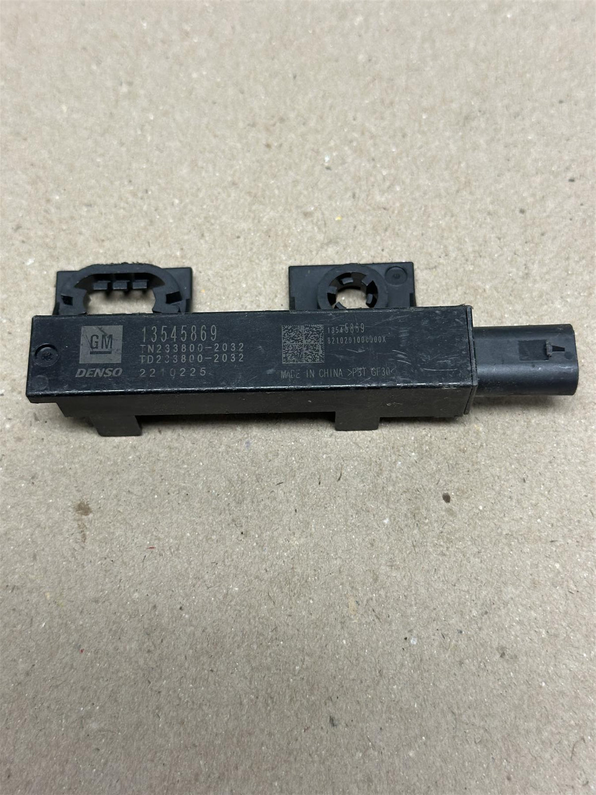 OEM GM Keyless Entry Antenna 13545869 Genuine Factory Remote Control Transceiver Module