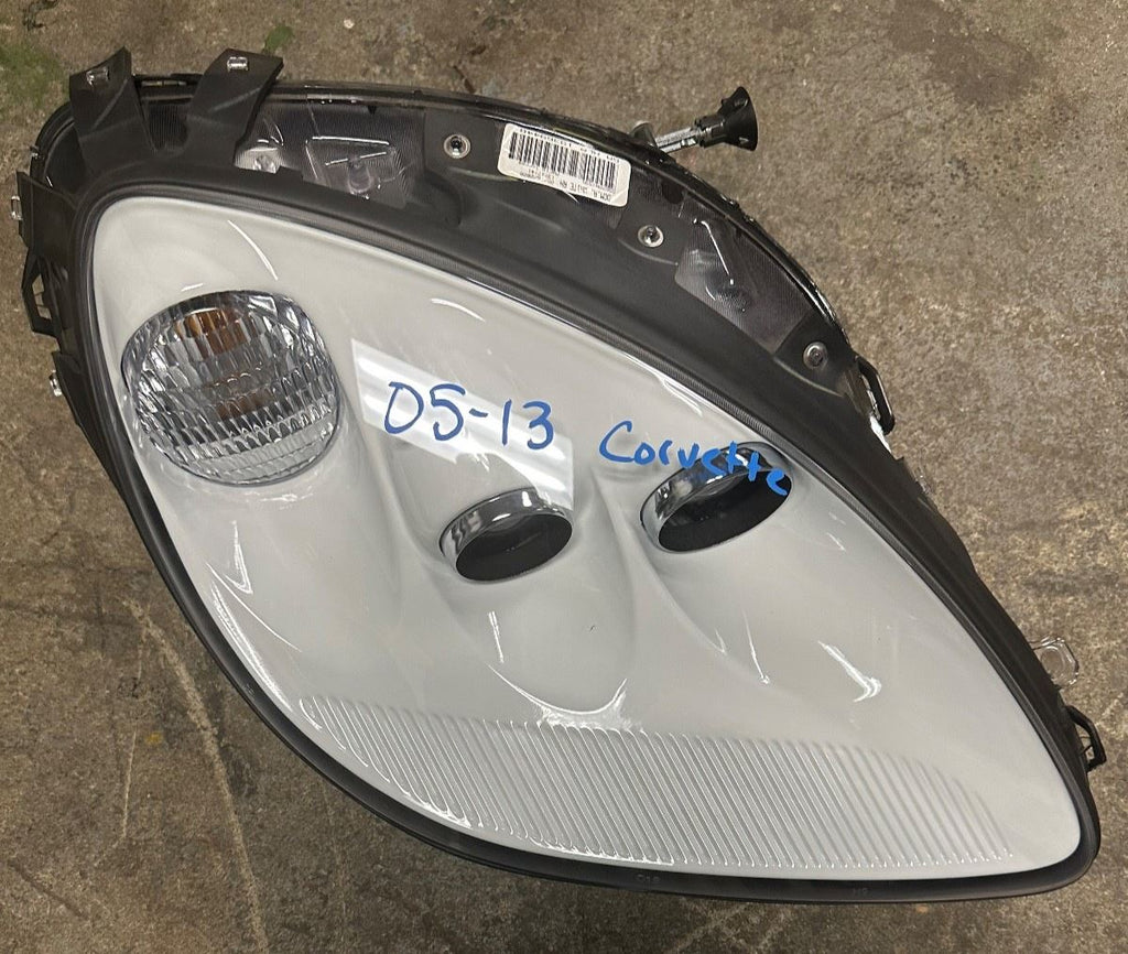 OEM | Headlight Assembly Passenger fits 05 - 13 Corvette in White 19351991