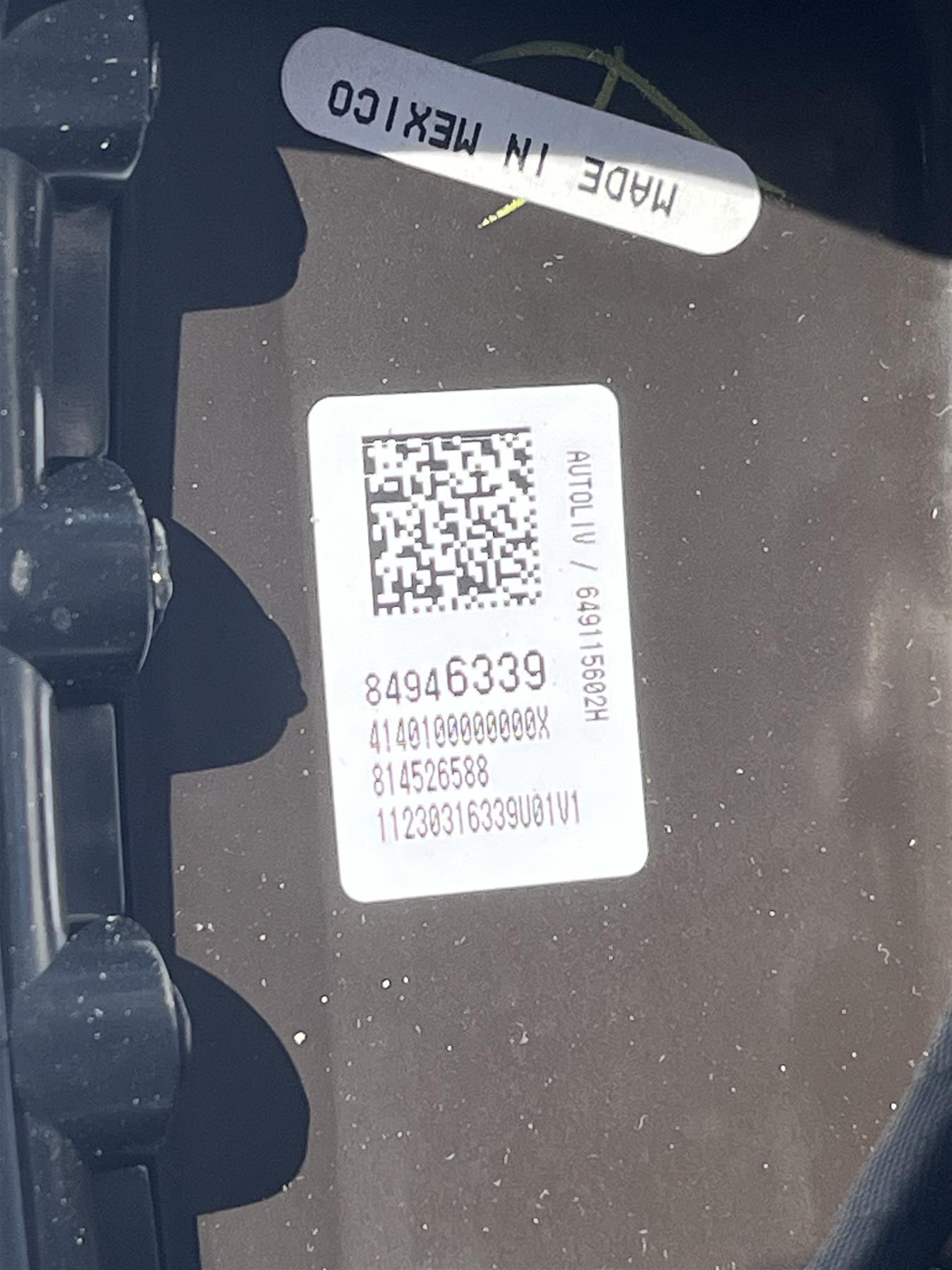 Genuine GM Steering Wheel 84946339 Very Dark Atmosphere GMC Sierra 1500 OEM