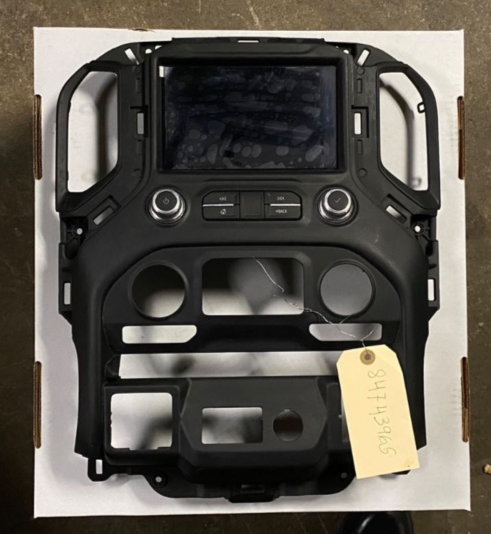 OEM | Radio Audio Display Screen Fits Silverado 1500 GM 84743965