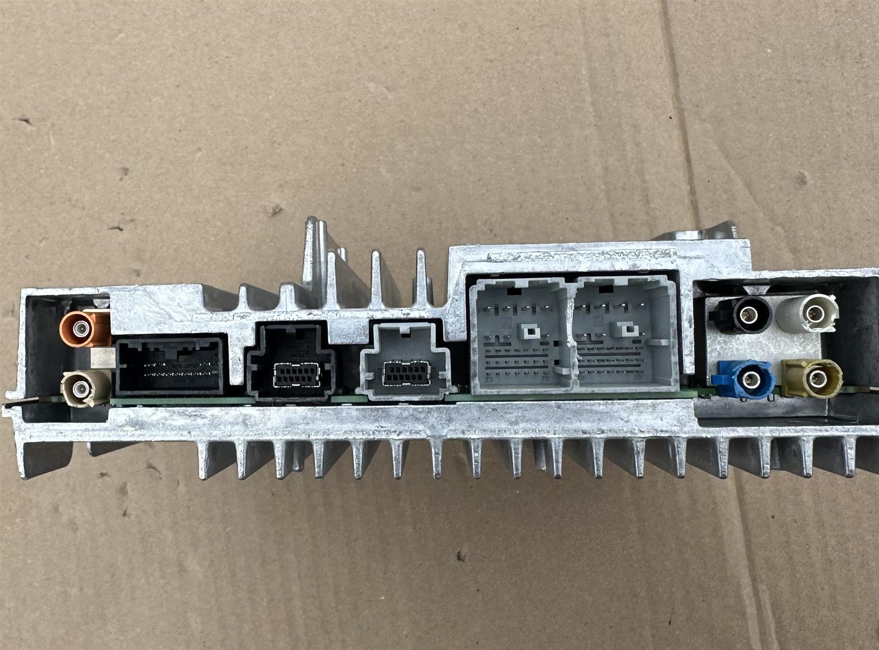 Genuine GM 84817042 Multimedia Satellite Radio Receiver OEM Genuine Replacement