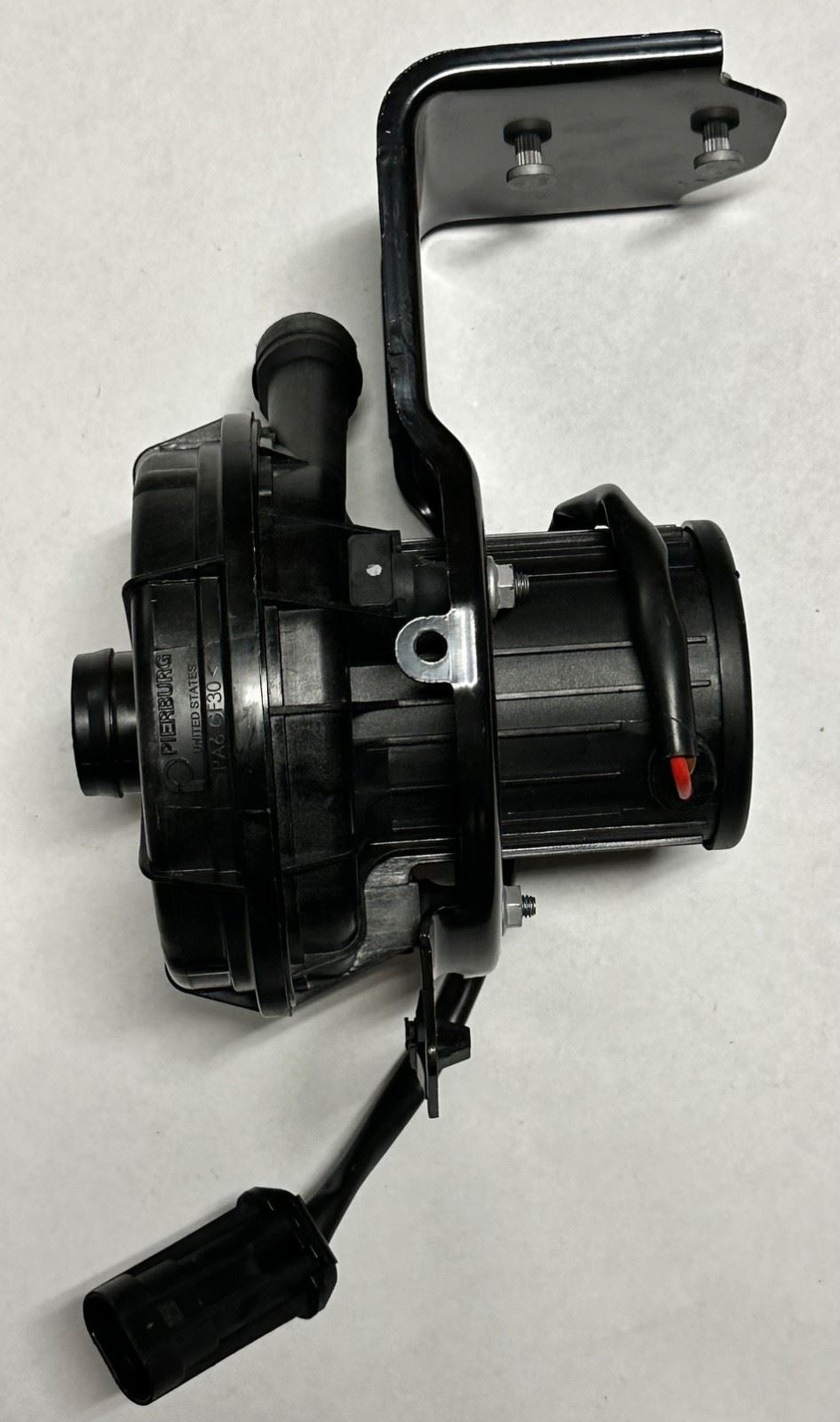 GM 15928252 Secondary Air Injection Smog Pump with Bracket | Colorado Canyon H3