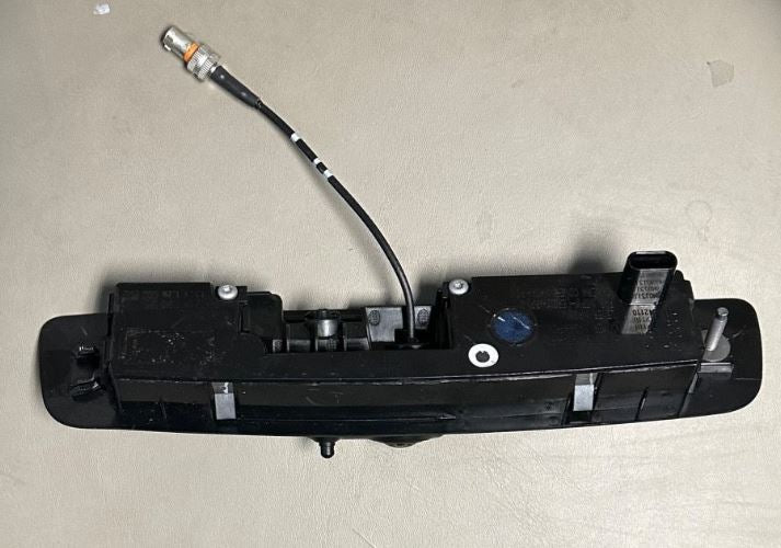 Genuine GM 84782644 License Plate Light Assembly 2024-2025 E-Ray, Stingray, Z06