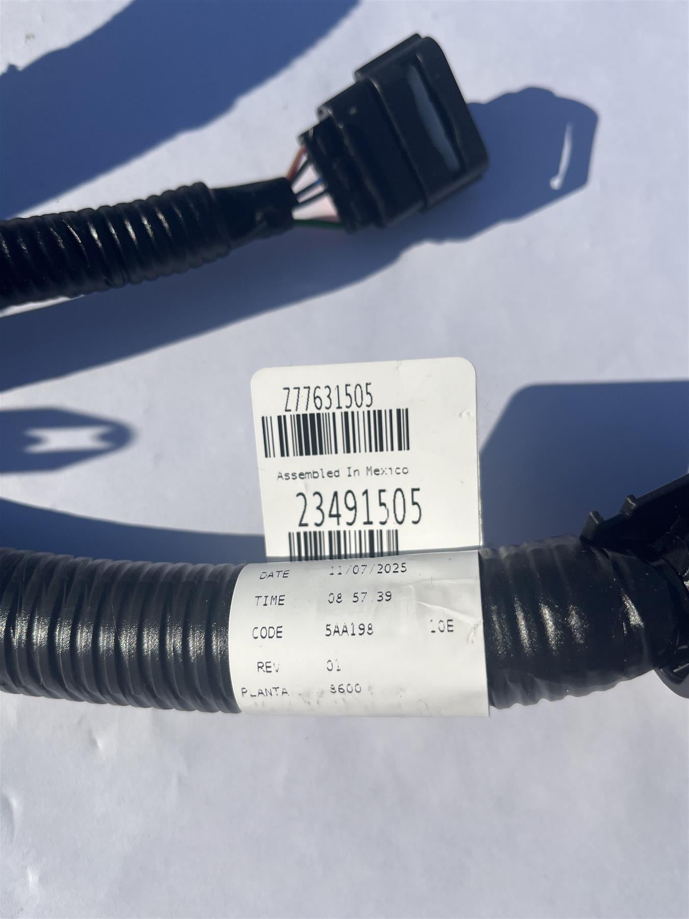 Genuine GM Rear Object Alarm Sensor Wiring Harness 23491505 - Cadillac Escalade