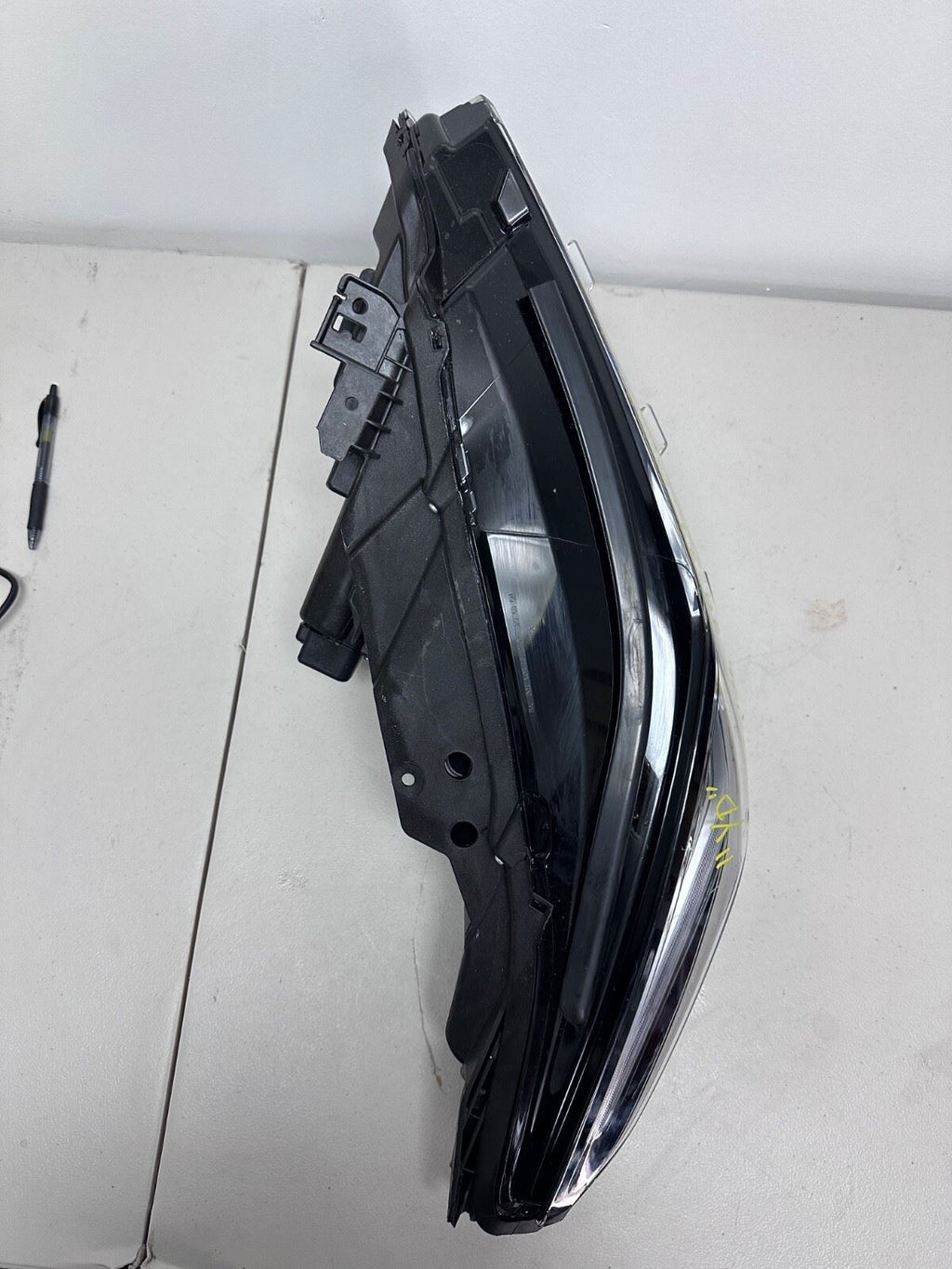 OEM | LED Headlight Assembly Passenger Side fits 20-22 CADILLAC CT5 84861521